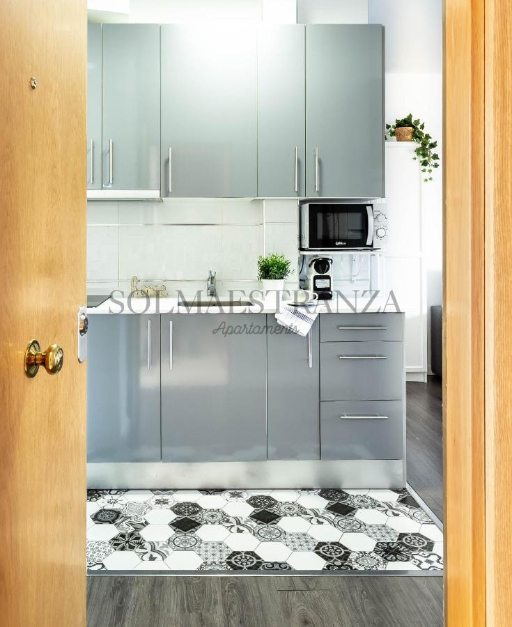 Atarazanas Apartment By Sol Maestranza Malaga Exterior photo